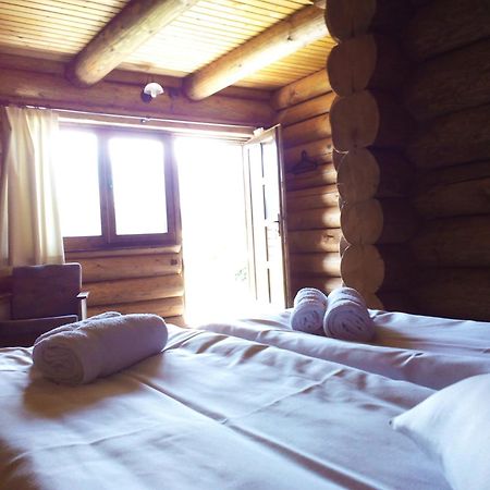 Casa Muntelui - Sambata Hostal Sîmbăta de Sus Exterior foto