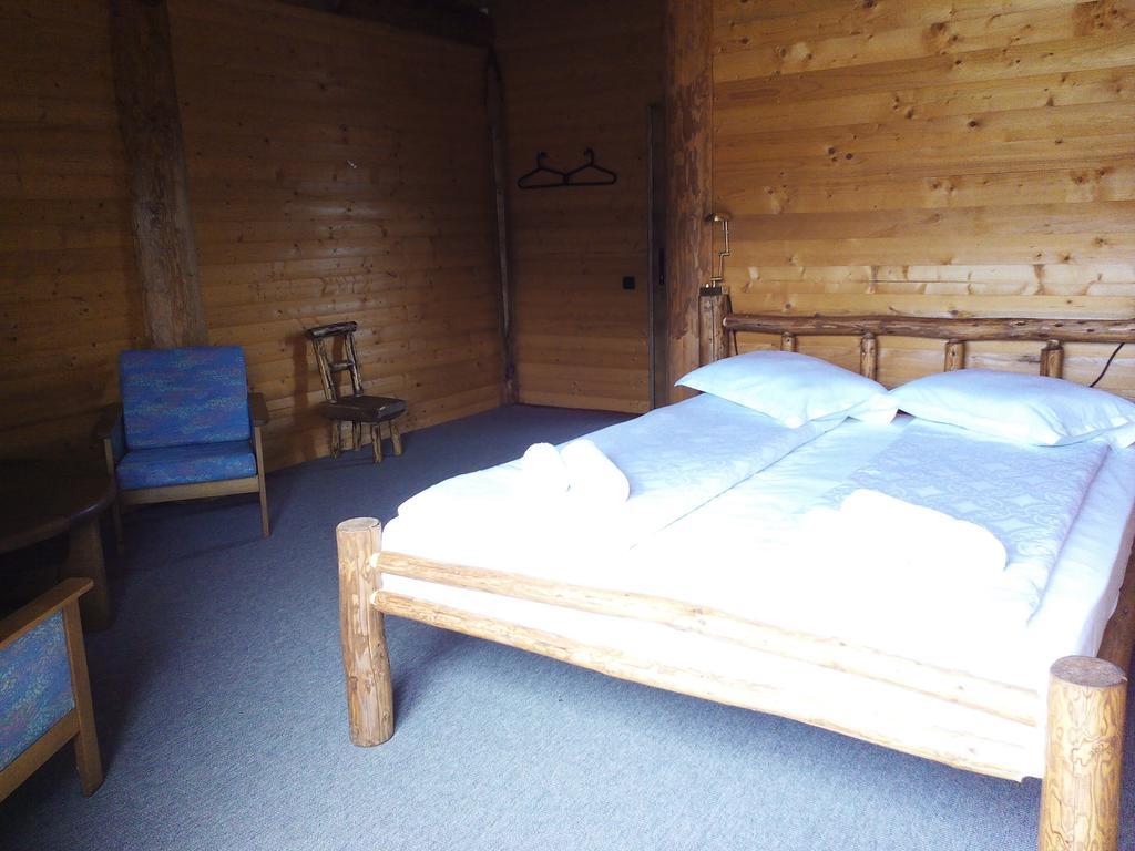 Casa Muntelui - Sambata Hostal Sîmbăta de Sus Habitación foto