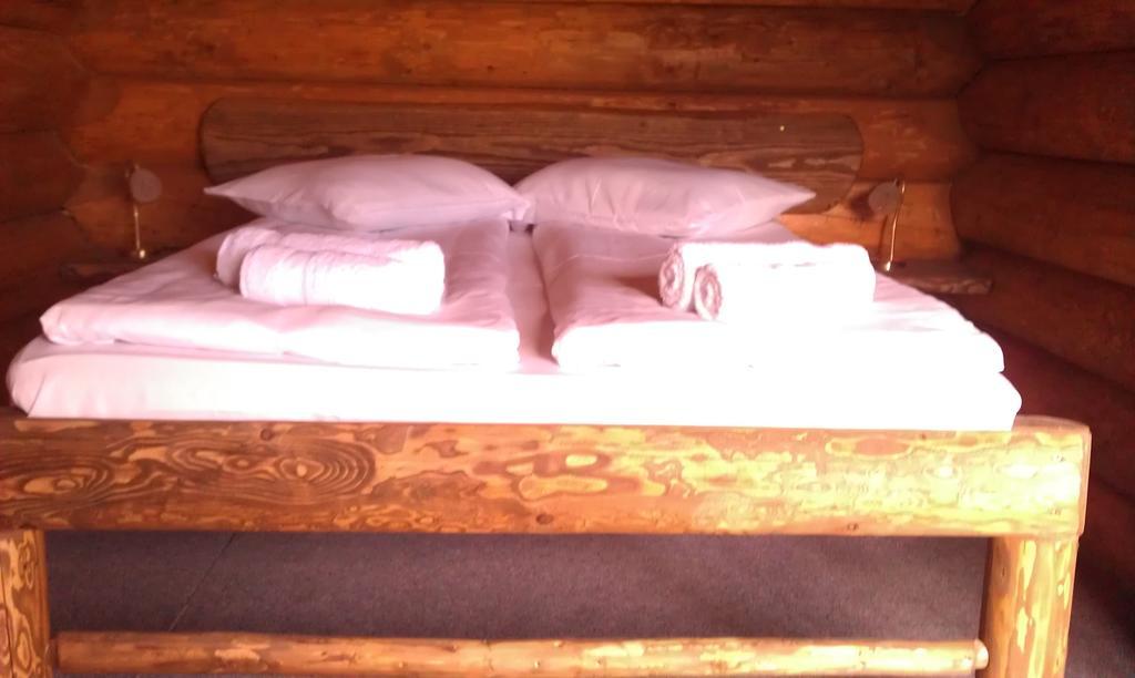 Casa Muntelui - Sambata Hostal Sîmbăta de Sus Habitación foto