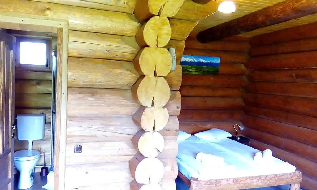 Casa Muntelui - Sambata Hostal Sîmbăta de Sus Habitación foto